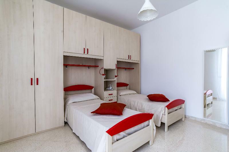 Appartamenti Albero Di Giada โปลีญาโนอามาเร ภายนอก รูปภาพ