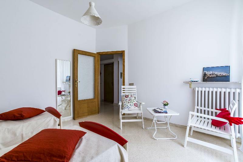 Appartamenti Albero Di Giada โปลีญาโนอามาเร ภายนอก รูปภาพ
