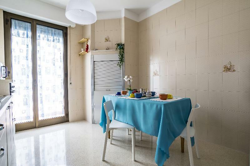 Appartamenti Albero Di Giada โปลีญาโนอามาเร ภายนอก รูปภาพ